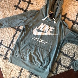 Women’s Nike hooded sweatshirt.